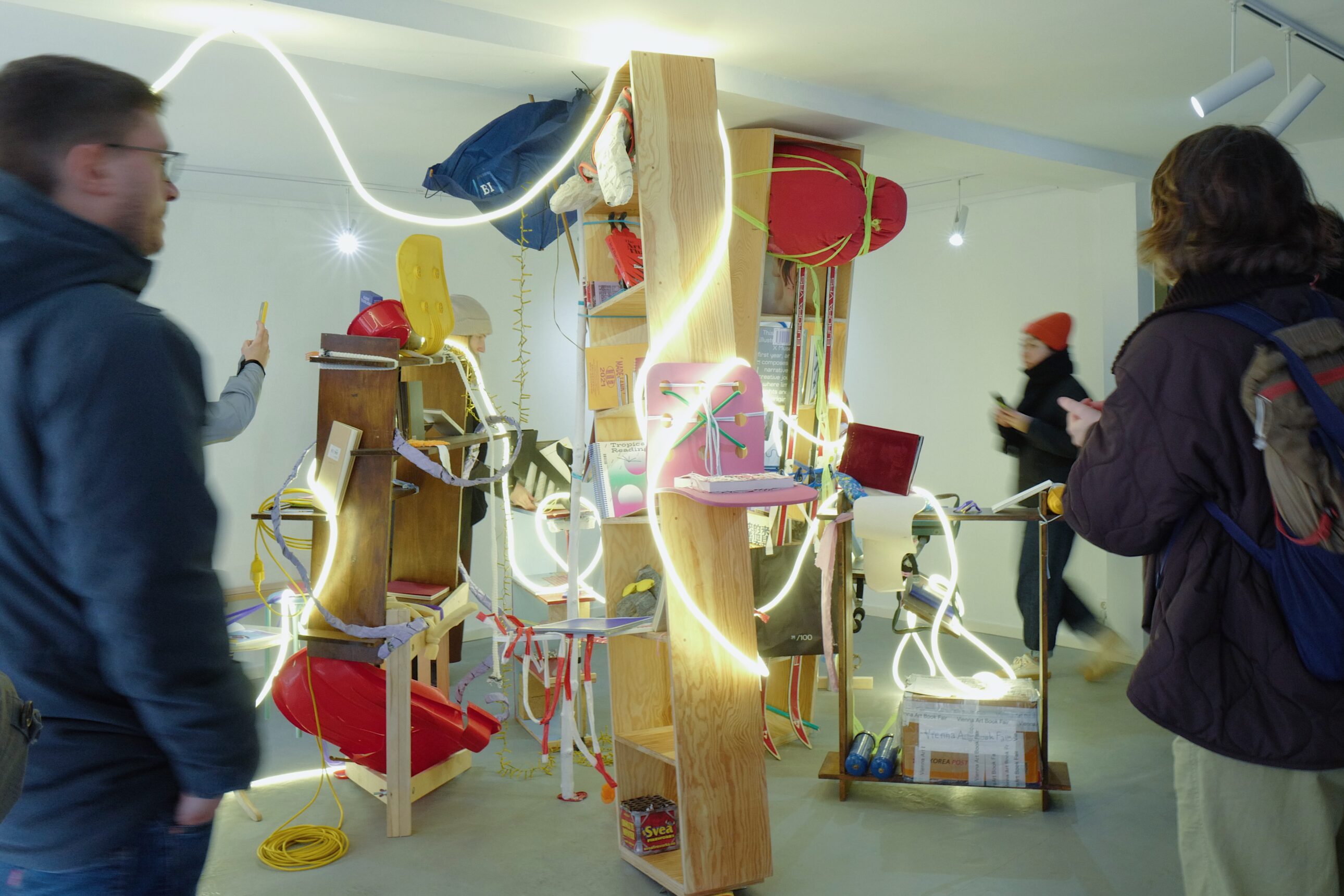 Book Nomad (book exhibition)