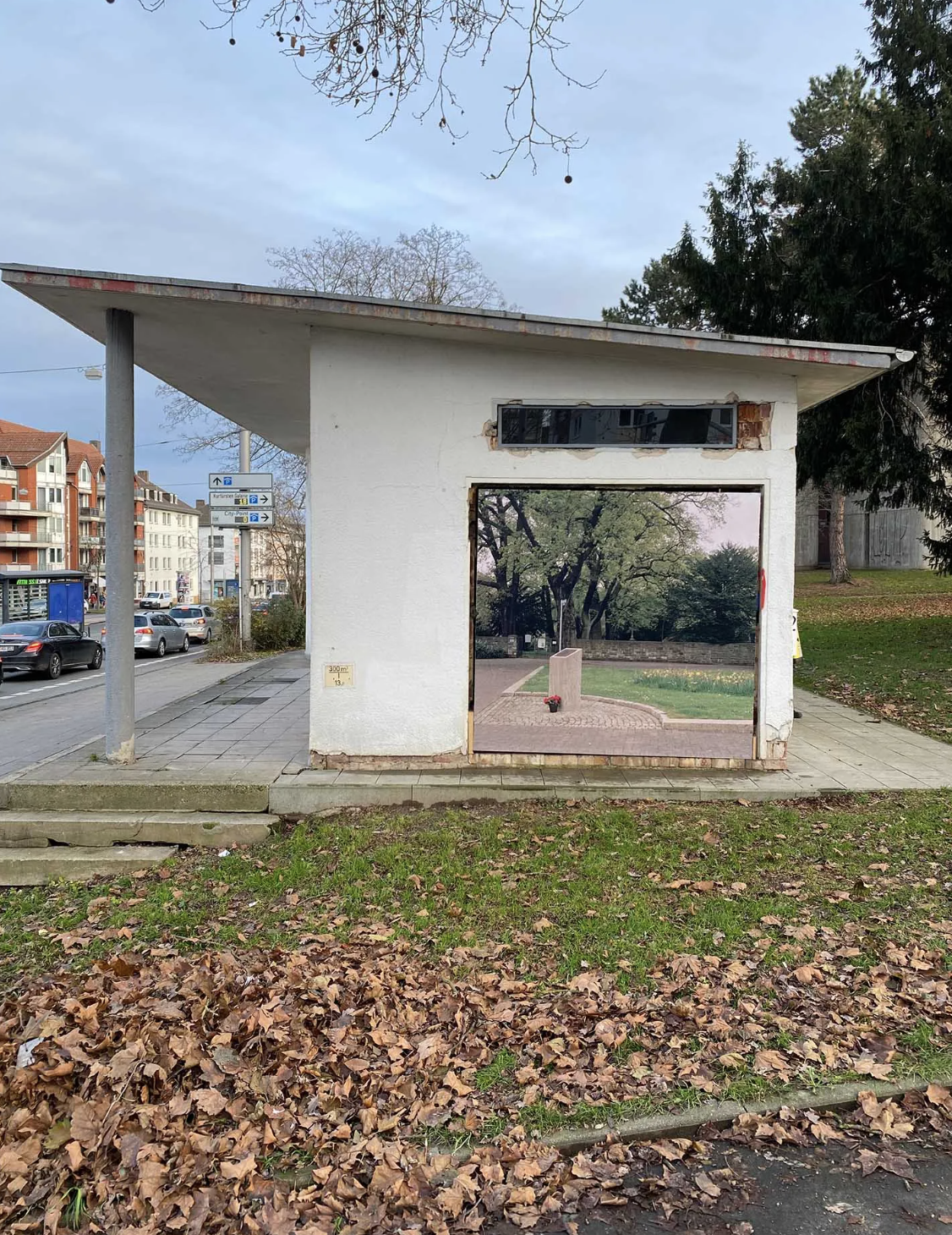 Eine Alman Stadt Installation View