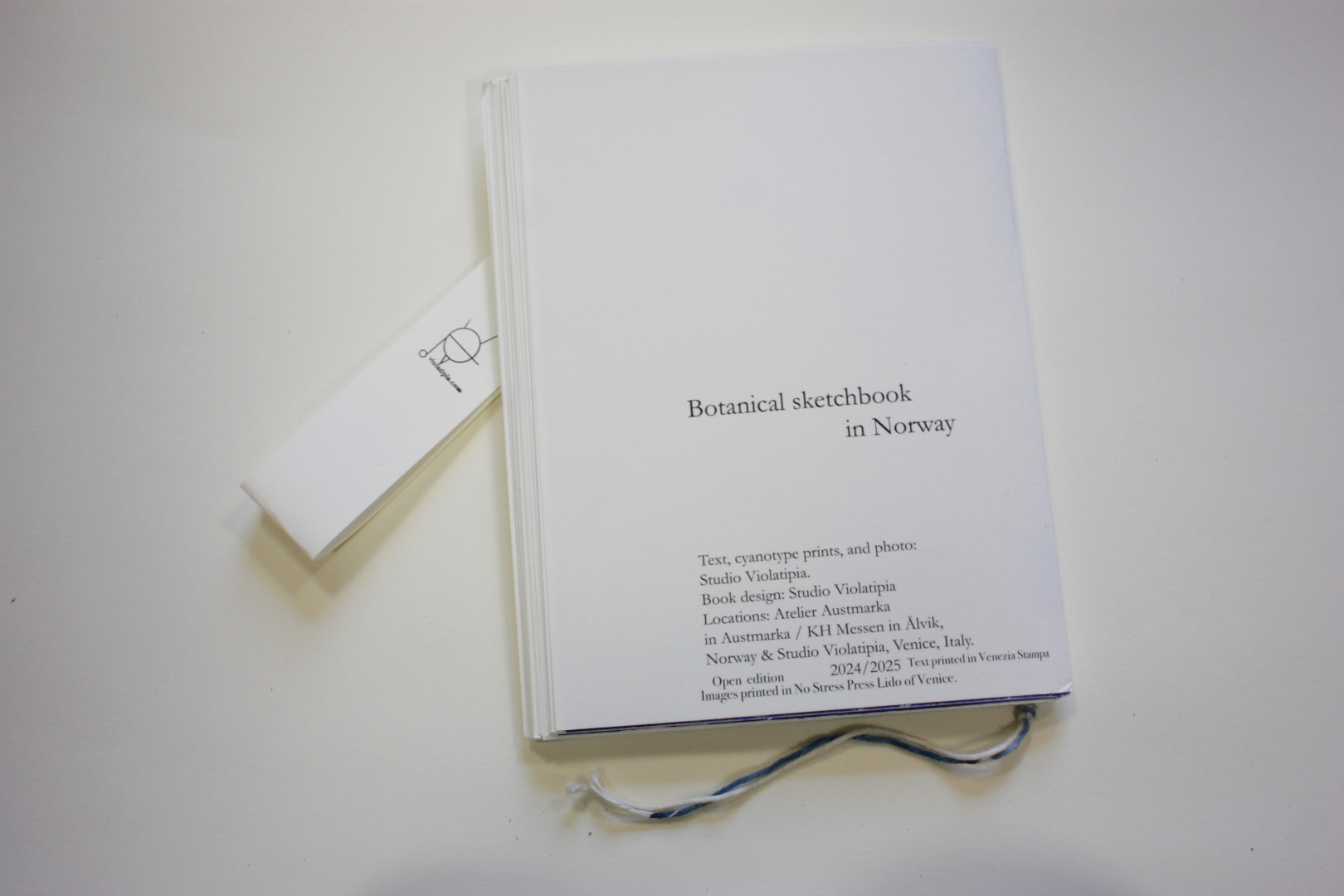 Botanical sketchbook in Norway and Europe